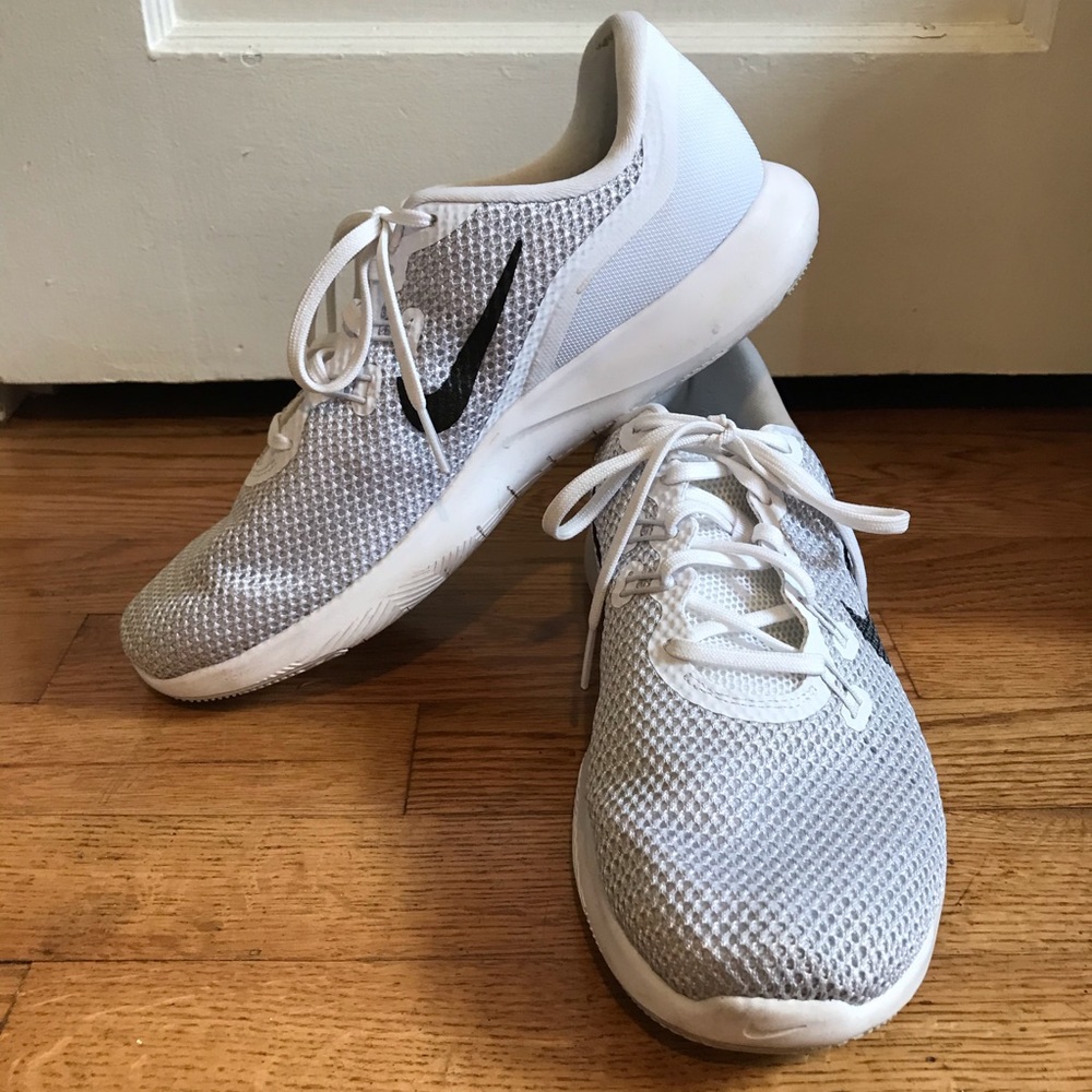 Nike FLEX TR7